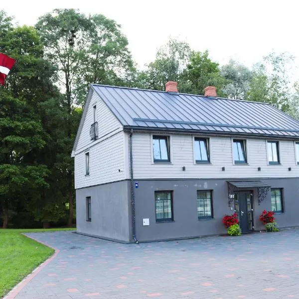 Saules iela 2A, hotel em Saldus