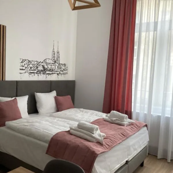 Aviendo Old Town Apartments, hotel in Wrocław