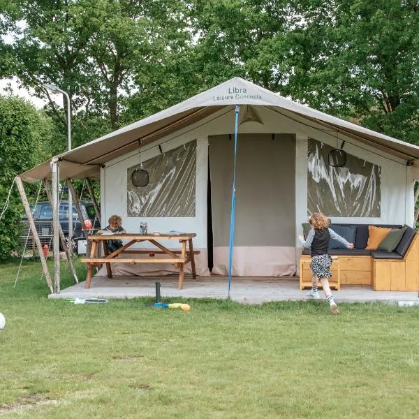 Glamping safaritent Procamp4all, hotel v destinaci Holten