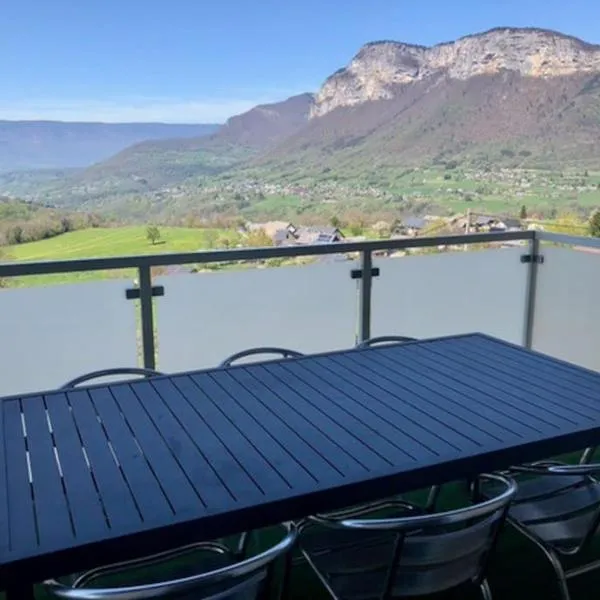 Spacieux appartement, hotel v destinaci Puygros