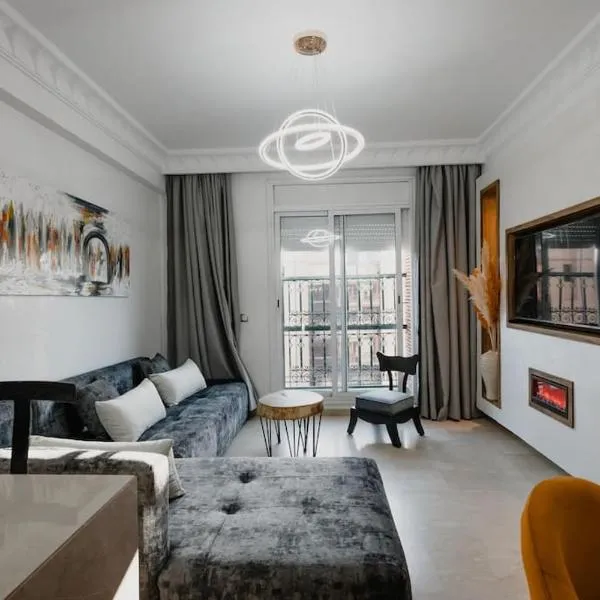 Gueliz Luxury Apt with Pool Self Check In 24 7 Security, hotel in Marrakesh