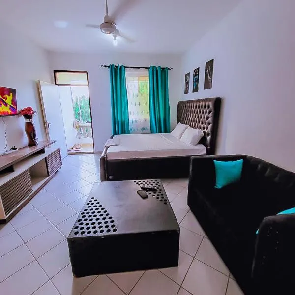 Dasha Studio apartment Bamburi D4, hotel in Bamburi