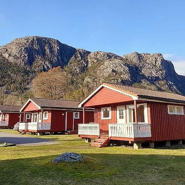 Wathne Camping, hotel in Bjørheimsbygda
