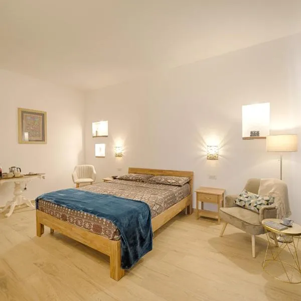 Cozy guest house Downtown, hotel en Olbia
