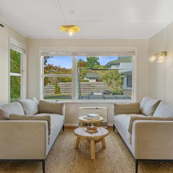 Soak up the Sun، فندق في تاوبو