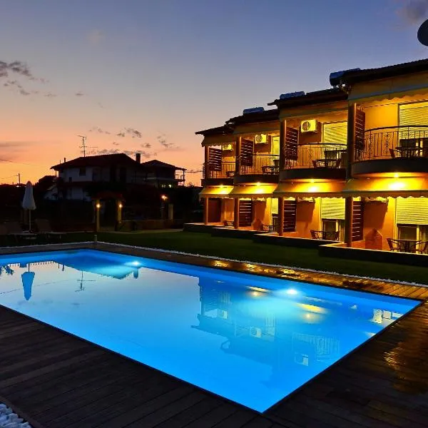 Mente Libre Villas, hotel in Nea Plagia