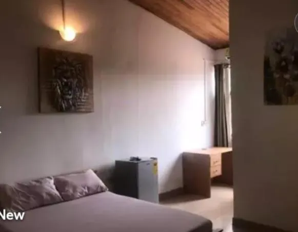 Rich Court rooms, hotel in Oko