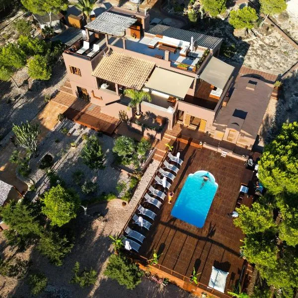 Villa Barbarosa, hotel a Es Arenals