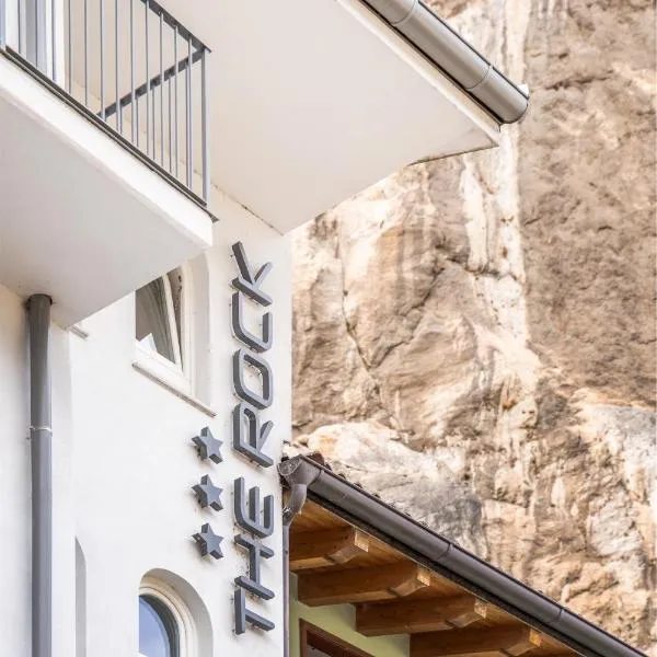 On The Rock, hotel v destinaci Arco