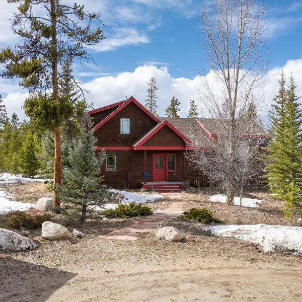 383 County Road 508 by Stay Winter Park, hotel di Fraser