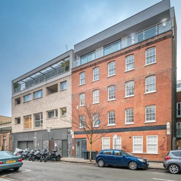 Luxury Shoreditch Apartment, London