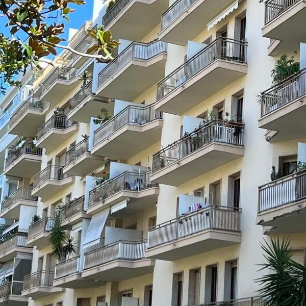 Nice center Aviva's-home, hotel in Nice