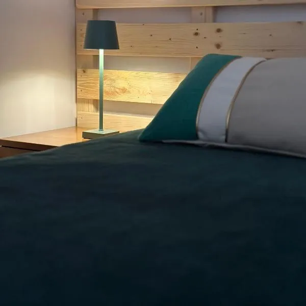 Casa Rosa, hotel v destinaci Elice