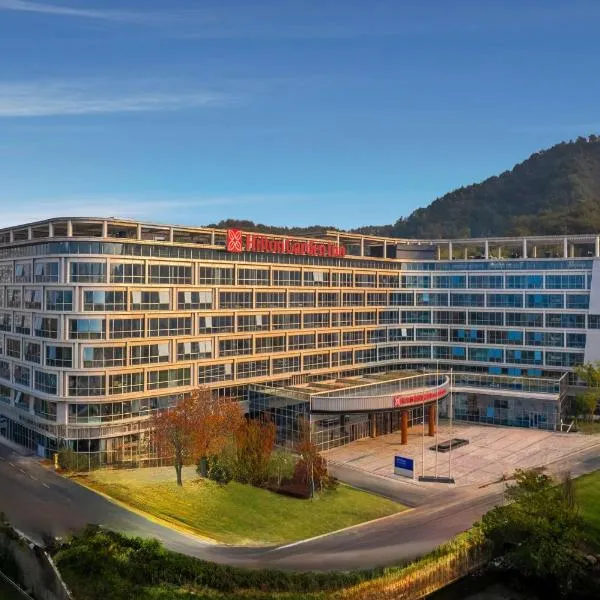 Hilton Garden Inn Huzhou High-Speed Railway Station, hotel in Huzhou