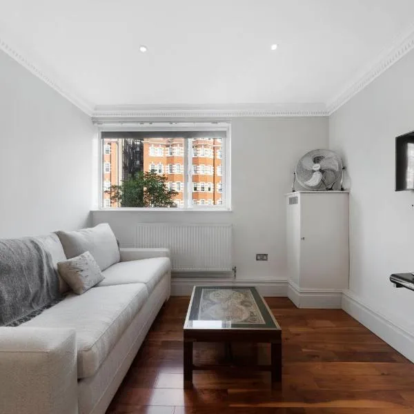 DeLux 1 bd Apt Regents Park NW8, hotel in London