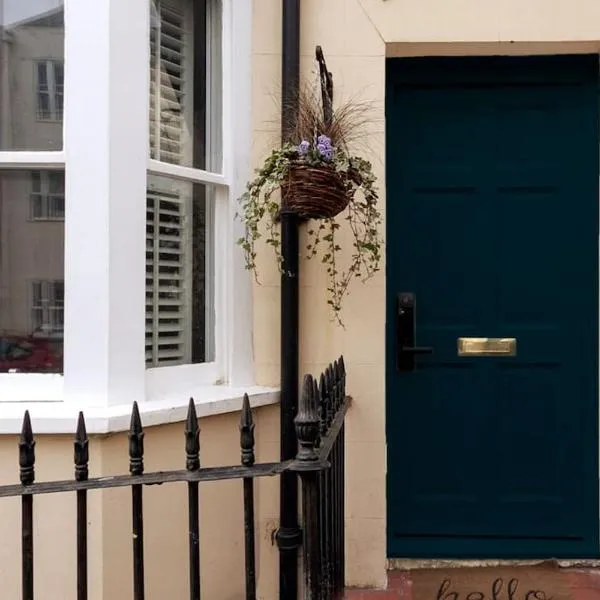 Regency Grade II Listed Townhouse by Centre and Beach, hotel a Brighton & Hove