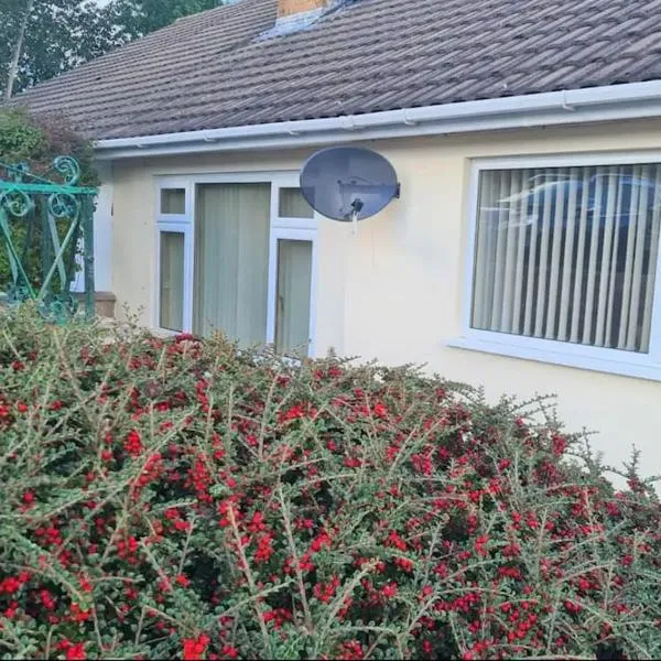 Wenford Dorma Bungalow, hotel in Mostyn