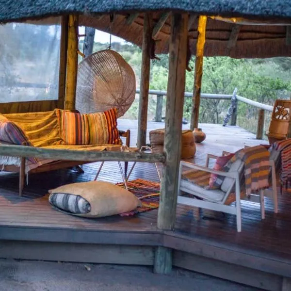 Hyenas Howl Cabins & Campground, ξενοδοχείο σε Chobe