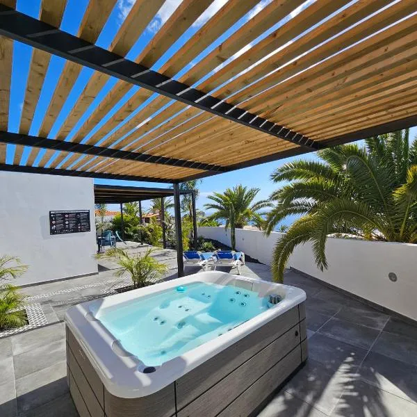 Monina Bungalow, hotel in Tazacorte