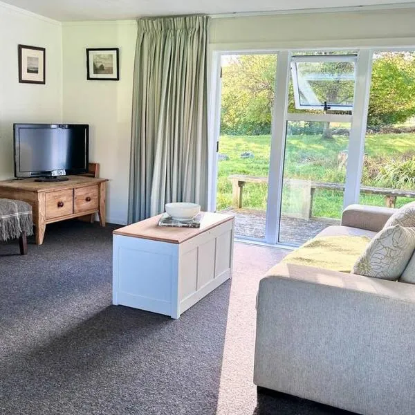 Rawhiti Farm Cottage, hotel in Taihape