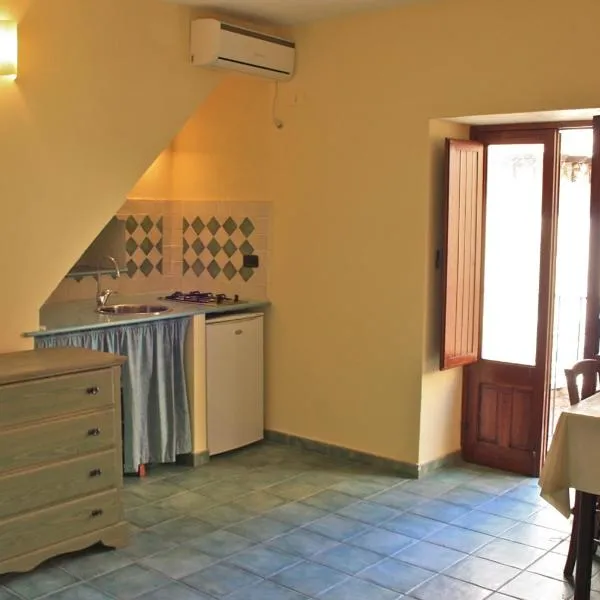 Al 199, hotel in Cefalù