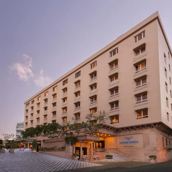 V Sarovar Portico MI Road Jaipur, hotel in Jaipur