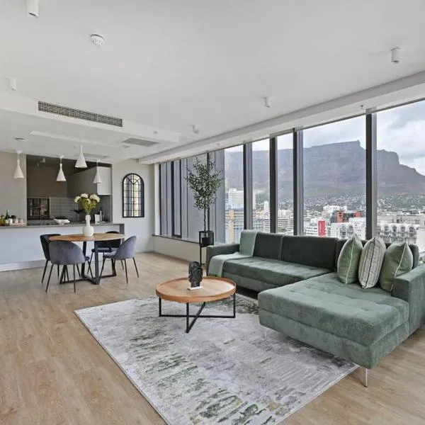 Sara - Modern City Centre Apt - views!，位于开普敦的酒店