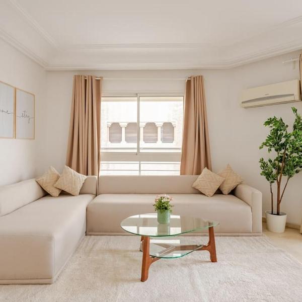 TT Holidays 3BR Racine Casablanca, Касабланка
