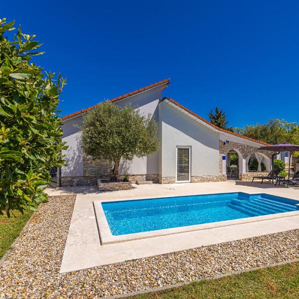 Holiday house DENIS