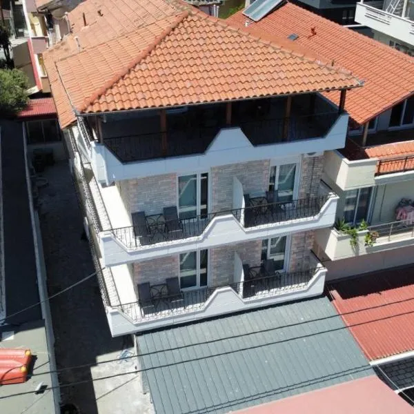 Indigo sea view rooms, Hotel in Olympiakí Aktí