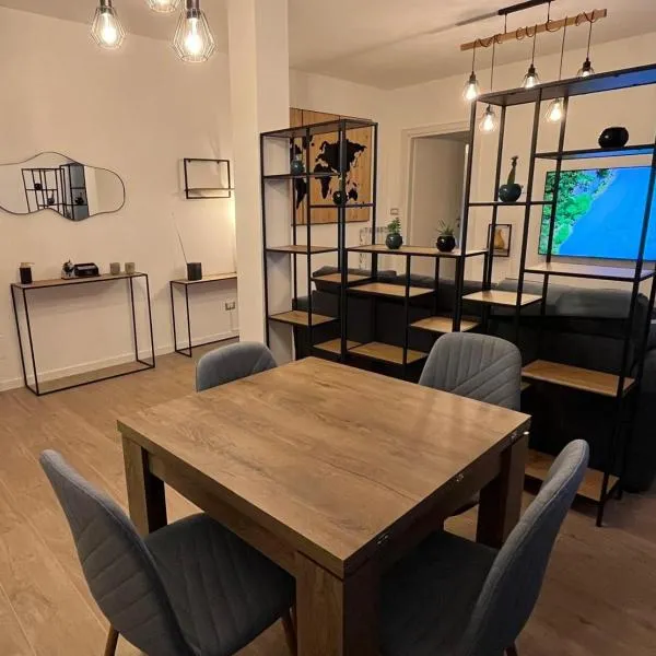 BOUTIQUE HOUSE LA FENICE, hotell sihtkohas Piacenza