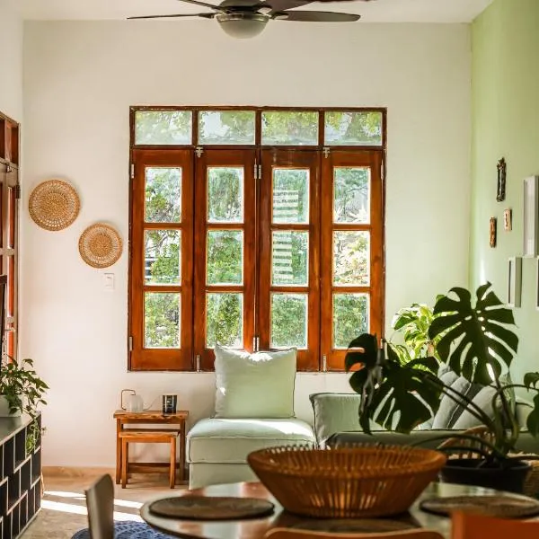 Boho Oasis by the Beach, hotel in San Juan