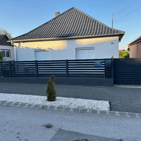 Zafír Apartman, ξενοδοχείο σε Sarospatak