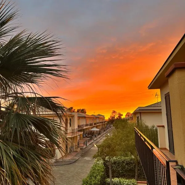 Le Palme Apartments, ξενοδοχείο σε SantʼAgata di Militello