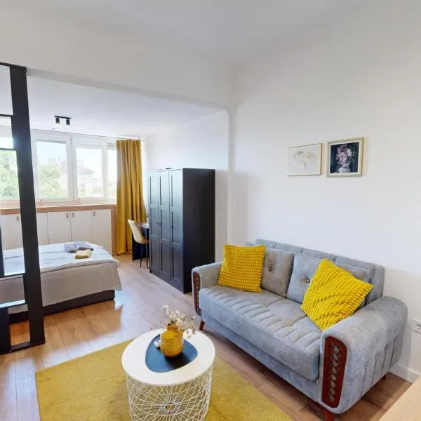 Modern City Stay apartment 4 min walk from Alexander Nevski, hotel in Sofia