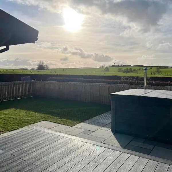 The Lodge at Blackhill Farm, Hotel in Carluke