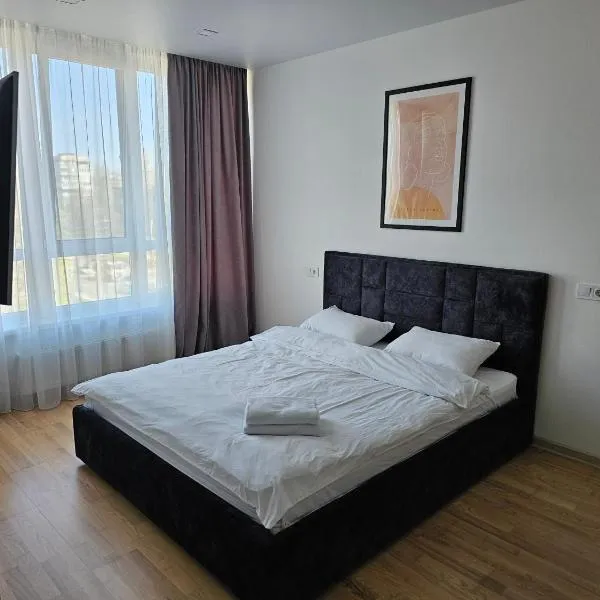 Nyvky Like Home - Studio - apt 35, hotel in Kyiv