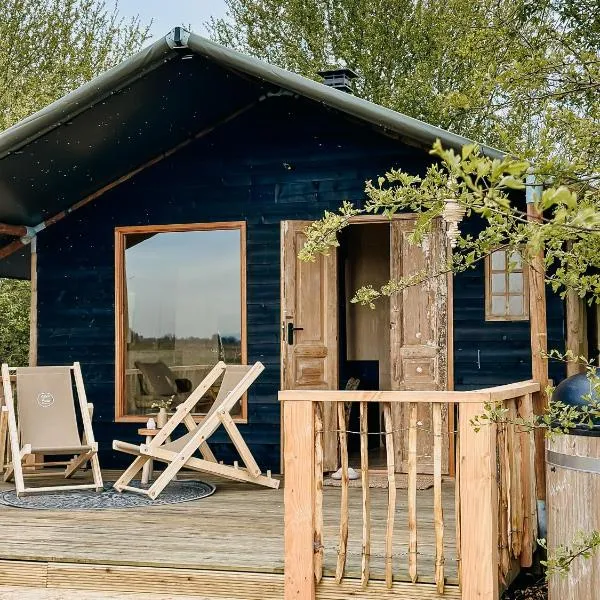 Smûk Thuskes, hotel in Echtenerbrug