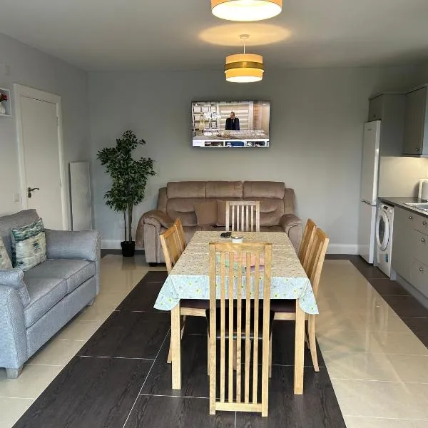 Luxury Wild Atlantic Way Chalet、キンバーラのホテル