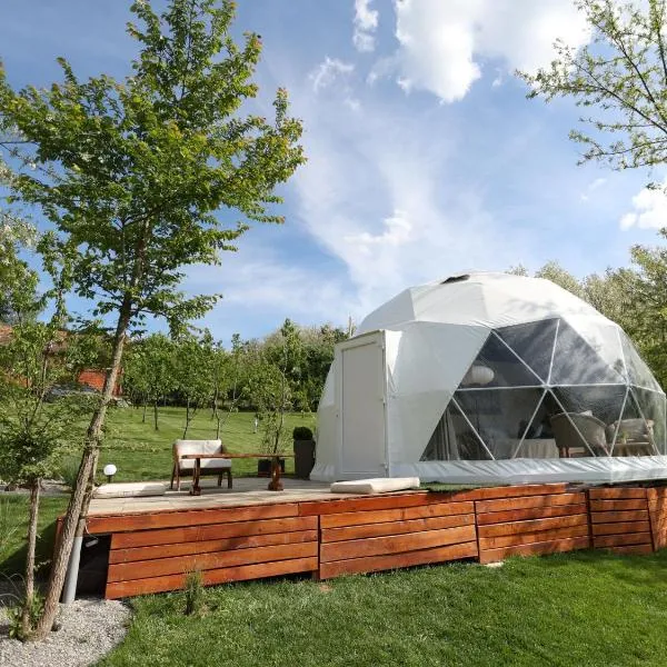 Glamping Beograd, ξενοδοχείο σε Vranic