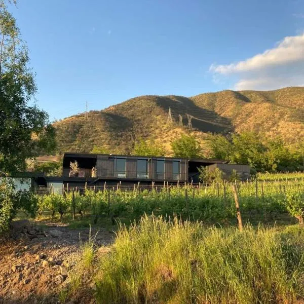 Viña LOF - Maipo Valley Bed & Breakfast in Winery, hotel in Paine
