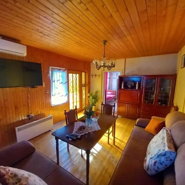 Etno House Mira, hotel i Virpazar