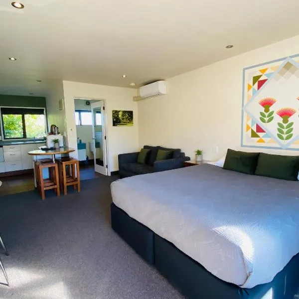 Commodore Motel, hotel in Dunedin