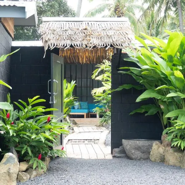 Casa Del Sol - 2 Villas -16 pax, Hotel in Vaimaanga