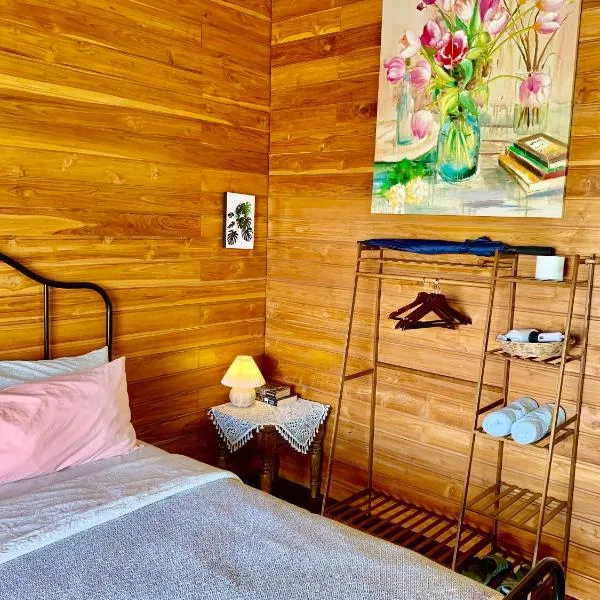 Rang Robin Farmstay for 4 with pool、Ban Wang Muangのホテル