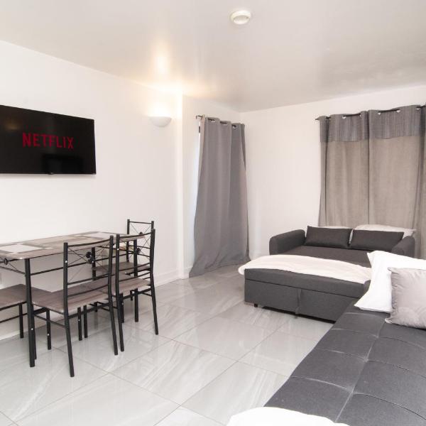 2 bed 2 bath city centre sleep 7, Ливерпуль