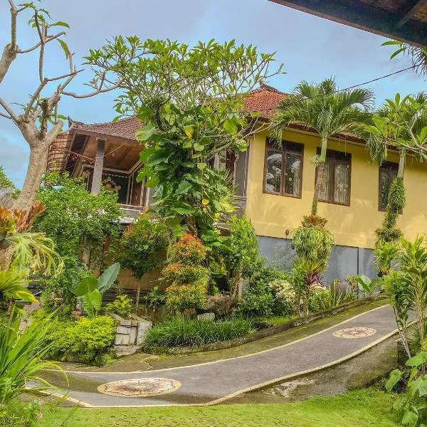 Desa Hostel, hotel in Munduk