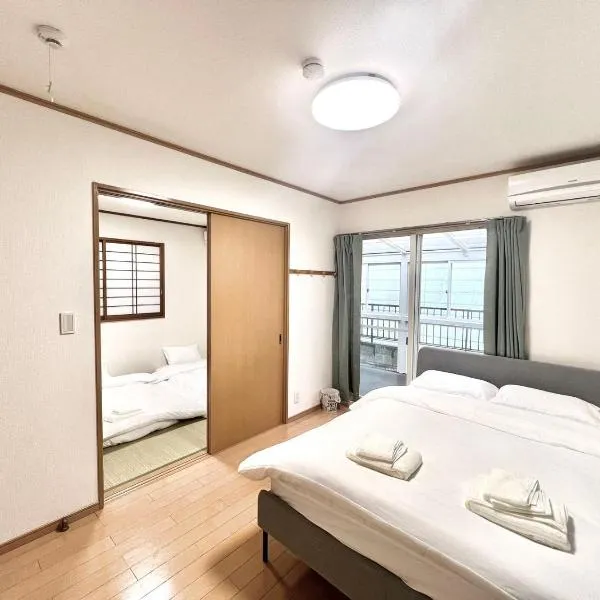 AX-Asaka House, hotel v destinaci Asaka