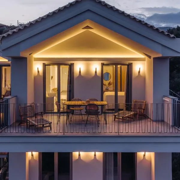 Trizonia Mare Suites、トリゾニアのホテル