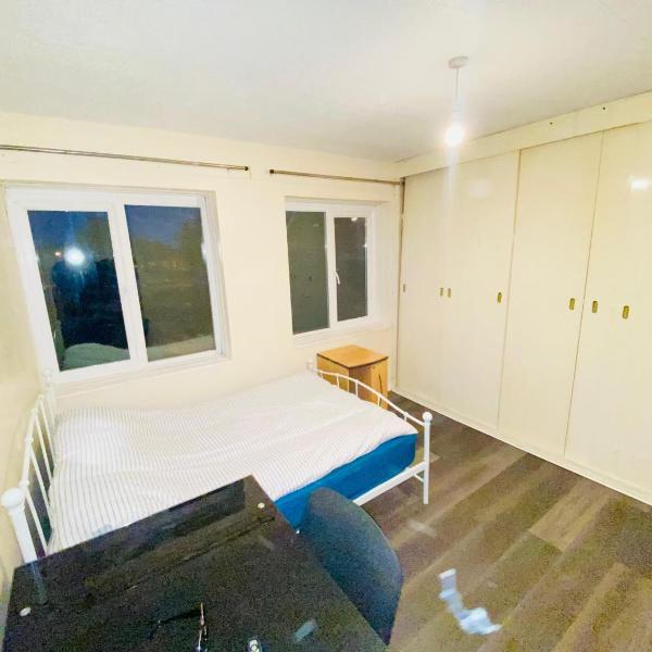 Rooms avialable In Sheldon Near Birmingham Airport, Birmingham